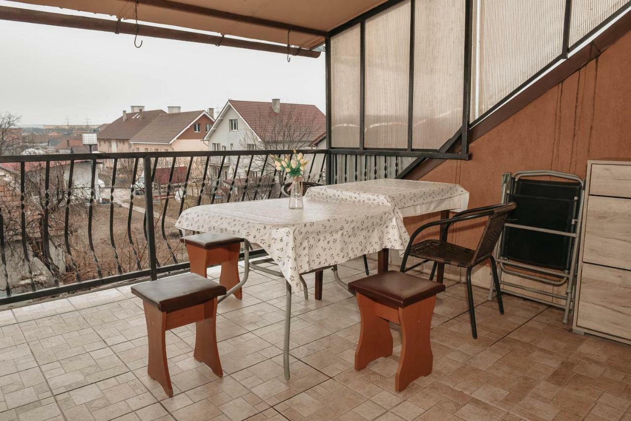 Hotel Vila Delia Oradea Exterior foto